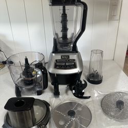 Ninja Blender with Food Processor 