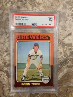 1975 TOPPS ROBIN YOUNT PSA 7