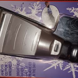HEATED ICE SCRAPER BRAND NEW 