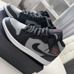 Jordan 1 Mid Shadows