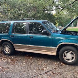 1994 Ford Explorer