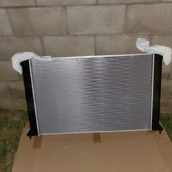 Radiator For Chevrolet Silverado