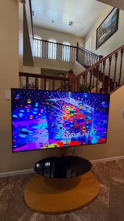 50-inch Samsung tv with remote control for commercial or conferences