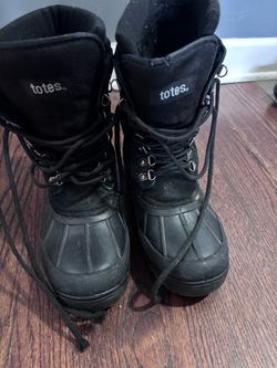 Totes Black Winter Snow Boots size 8