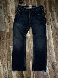 mens Ariat jeans 33/32