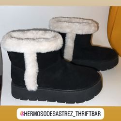 Women's Black and White Fur-Lined Boots. Brand New No Tags 