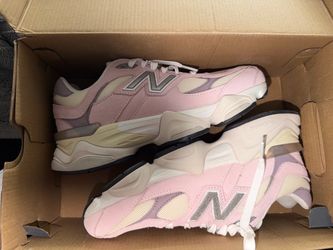 New balance shoes