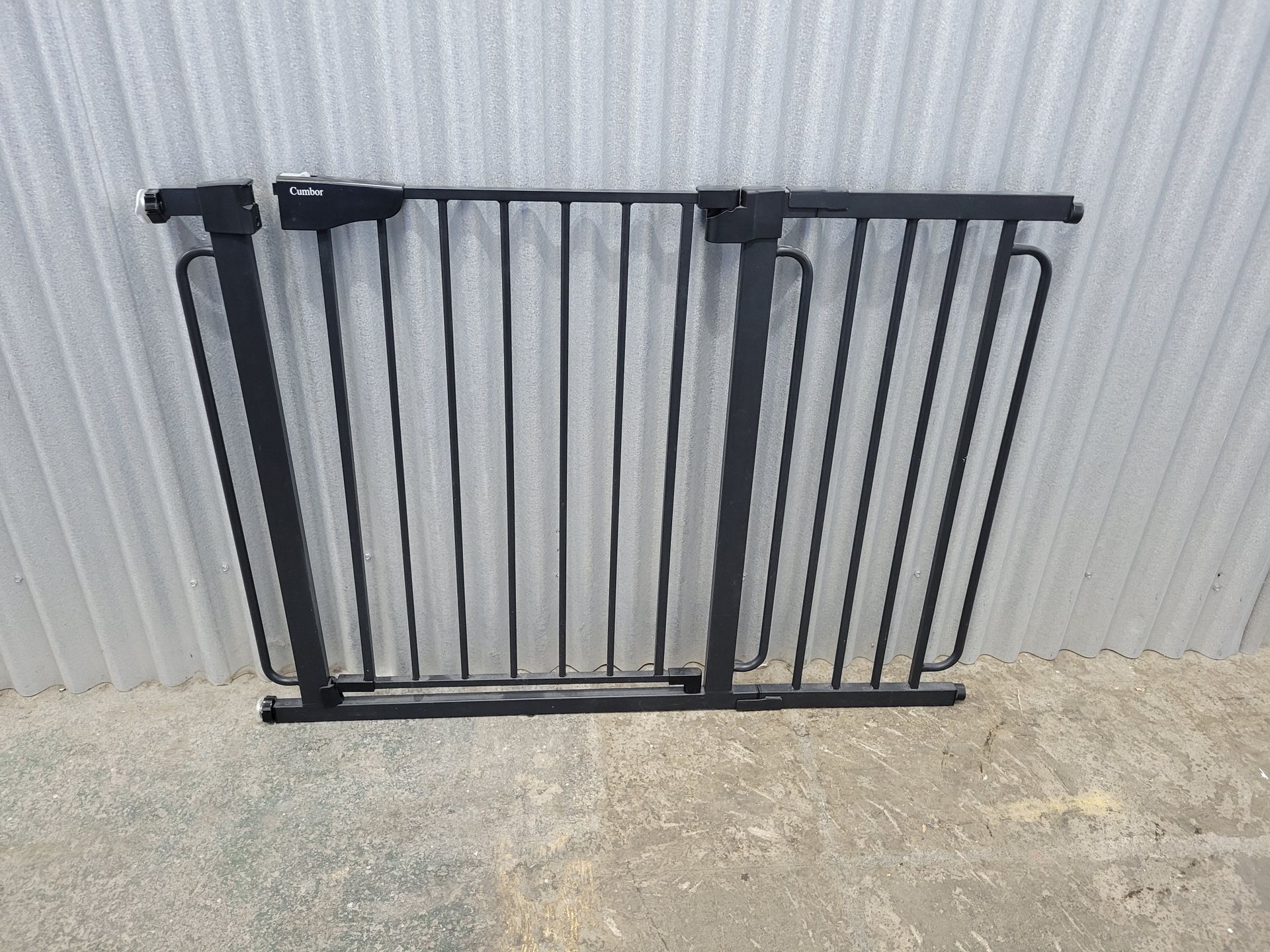 Metal baby/pet doorGate