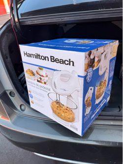 Stand Mixer, Brand New in Box Hamilton Beach