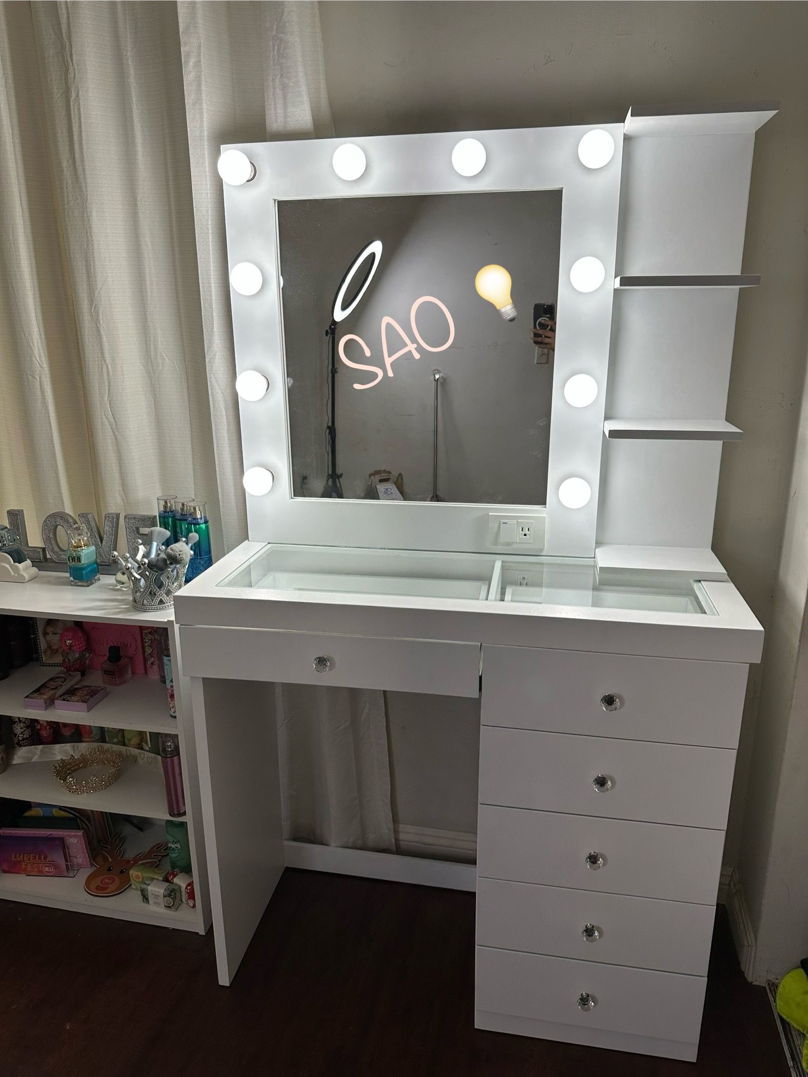 Makeup Vanity