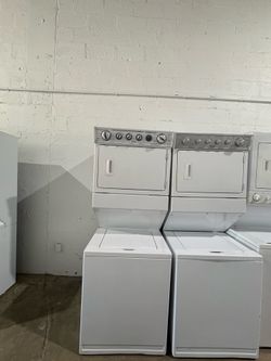 Washer and dryer Whirlpool con delivery free!