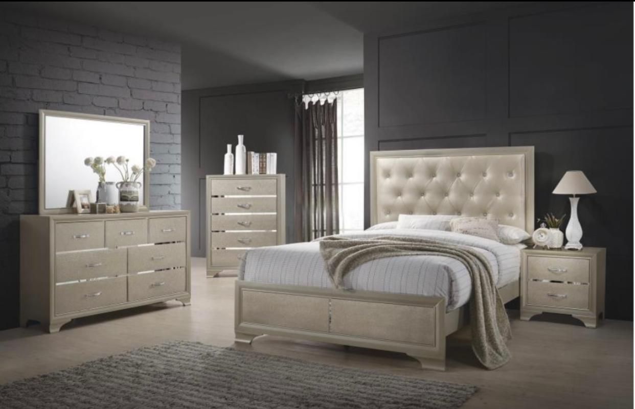 Brand New Queen Bedroom Set 