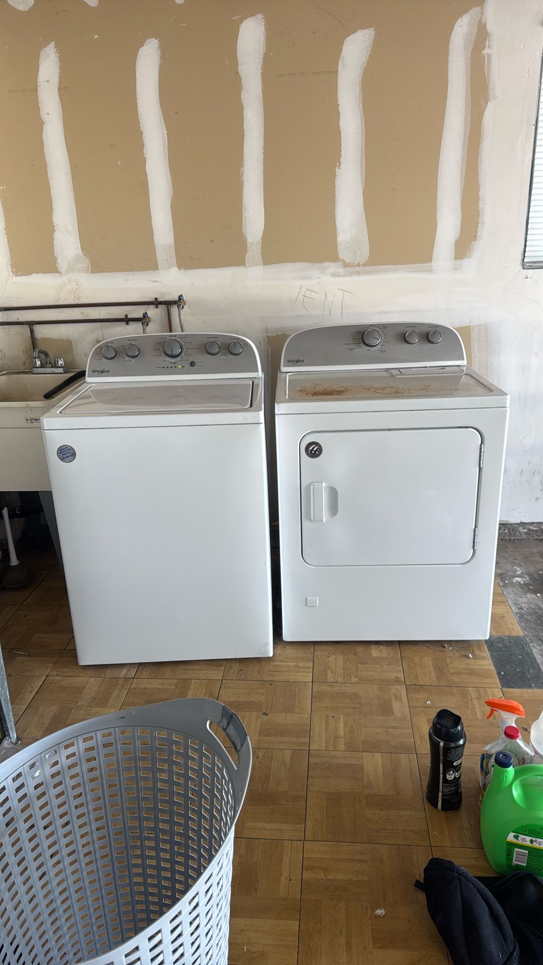 Whirlpool Washer Dryer Set