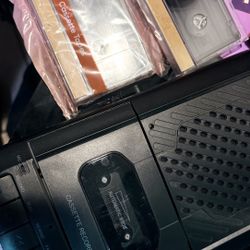 Cassette recorder and cassettes