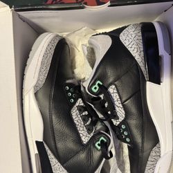 Jordan Retro 3 Green Glow