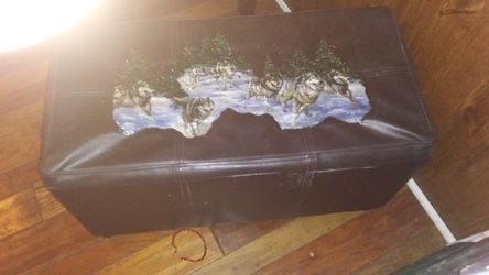Hand detailed storage WOLF bench