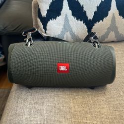 JBL XTREME 2 Like new
