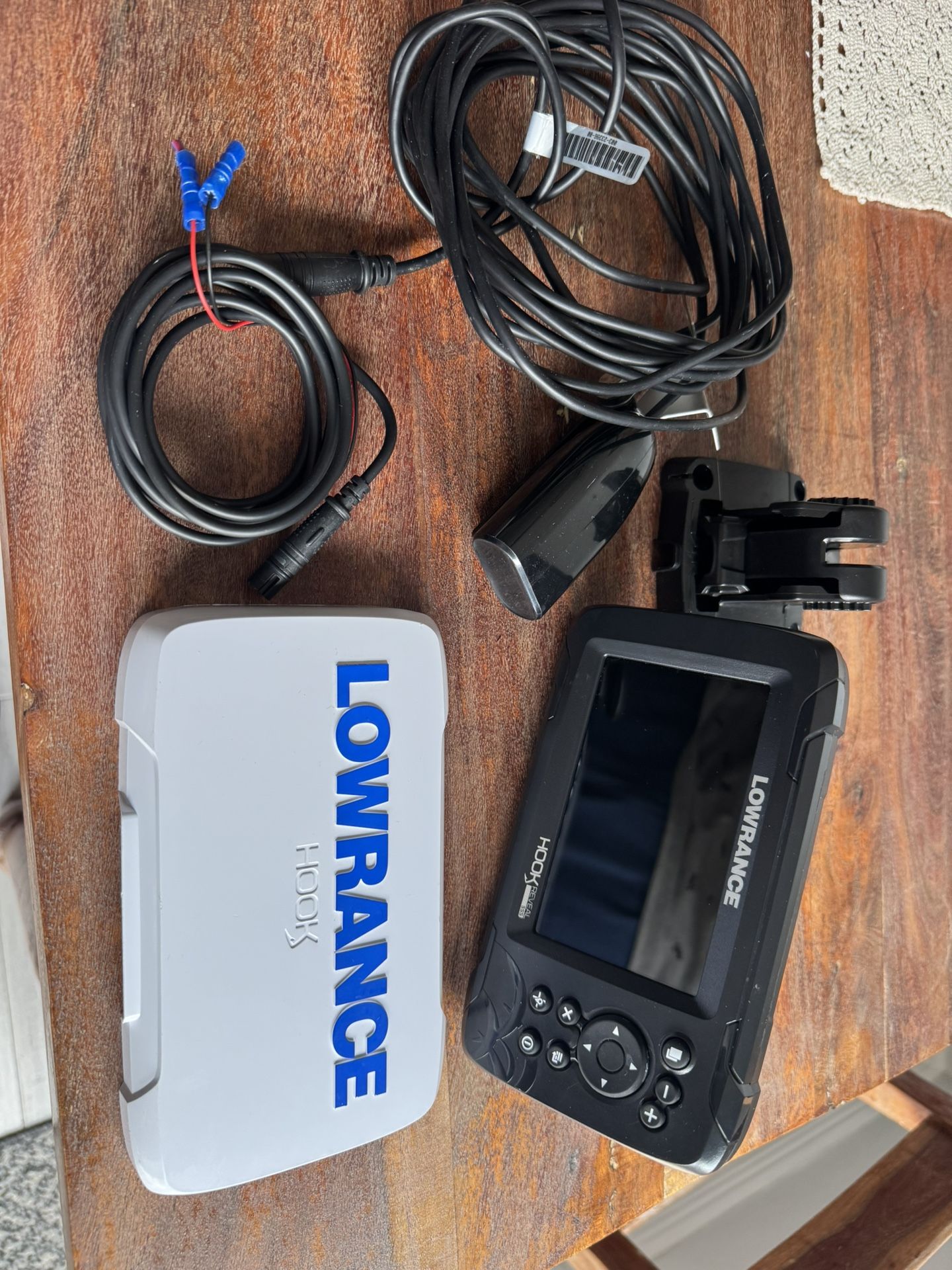 2025 Lowrance Hook reveal 5SS