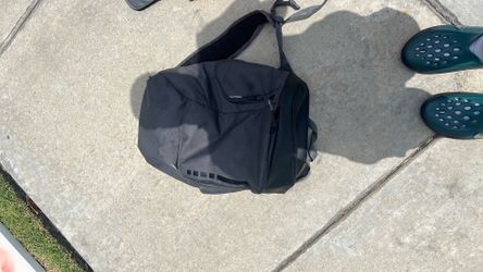 Nike elite grey backpack