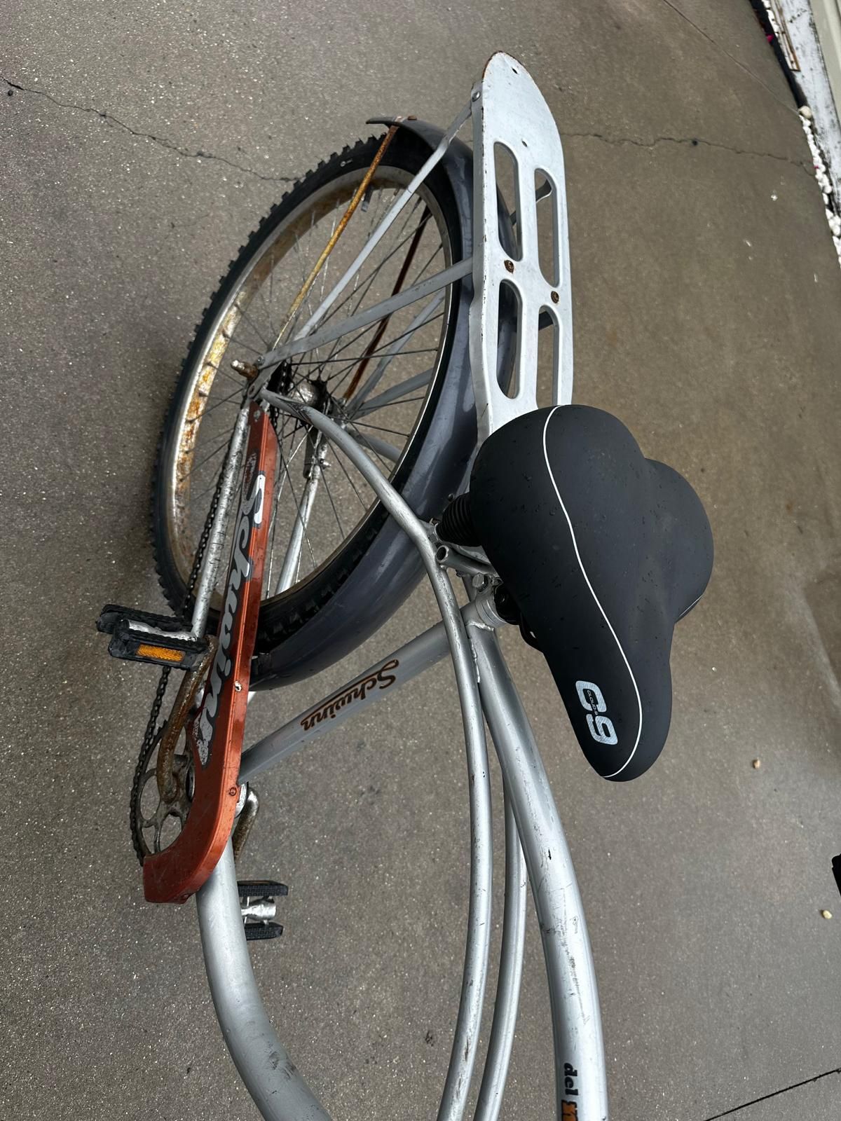 Schwinn Cruiser Bike, 26 Inch Bike