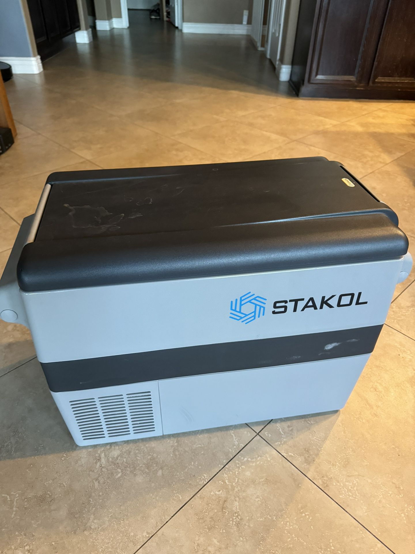 STAKOL 44 Quarts Portable Electric Car Cooler Refrigerator/Freezer Compressor