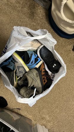 WHOLE bag of shoes f