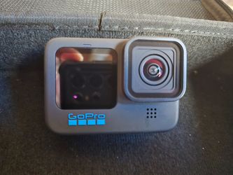 GoPro HERO10 Black 5.3K Action Camera / Accessories Bundle / Original Owner