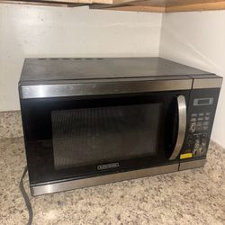 BLACK+DECKER Countertop Microwave Oven