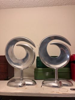 RARE Gilde Sculptures- set of 2