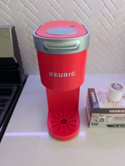 Keurig K-Mini Single Serve K-Cup Pod Coffee Maker