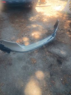 2008 CRV front upper bumper cover needs paint