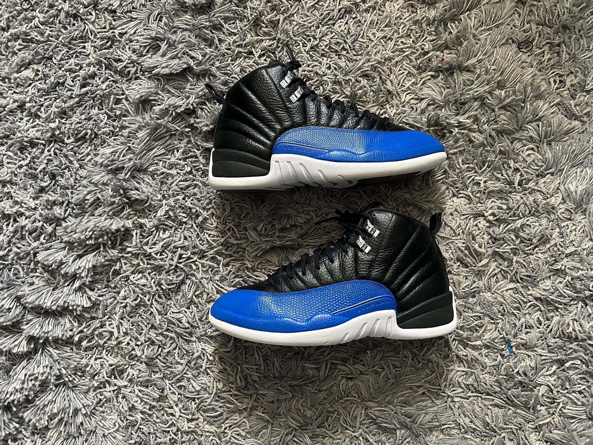 Jordan 12s ( Size 8.5 )