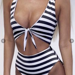 New Gray and white  stripes plunging neck Size tie  knot cut out   L/ Large  one piece / monokini /bikini/bathing suit/swimwear/swimsuit              