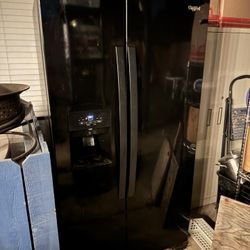 Refrigerator Whirlpool Side By Side 