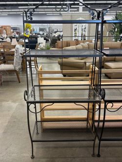 Outdoor Bakers Rack