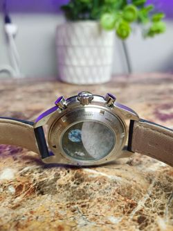 Omega watch speedmaster
