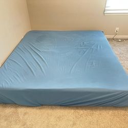 Zinus 12 Inch King Green Tea Memory Foam Mattress [New Version], Fiberglass Free, Medium Firm Feel, Zoned Pressure Relief, Certified Safe Foams & Fabr