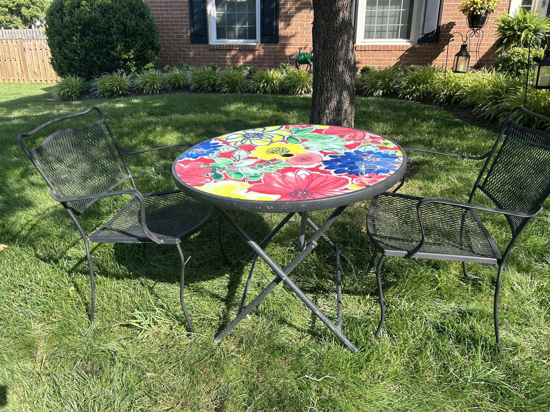 Floral Glass Top Outdoor Bistro Table With 2 Metal Chairs