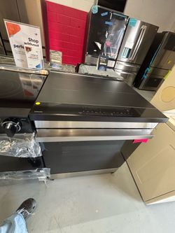 SAMSUNG SLIDE IN STOVE