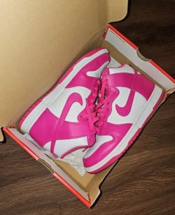 Nike pink