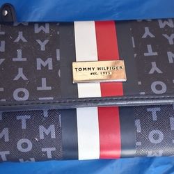 Tommy Hilfiger Wallet