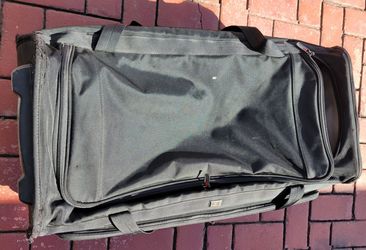 Victorinox 2-Wheeled Large Check-In Duffel Luggage Bag Black