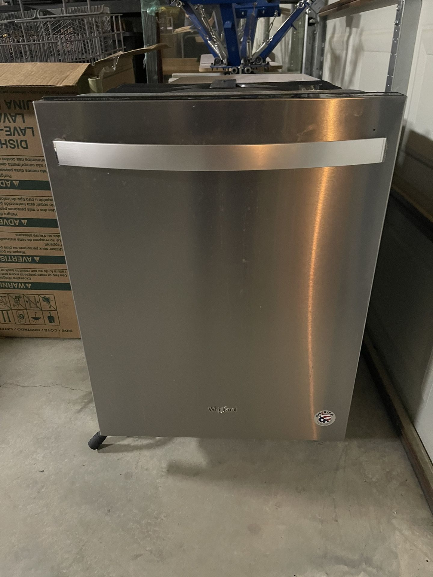 Whirlpool Dishwasher