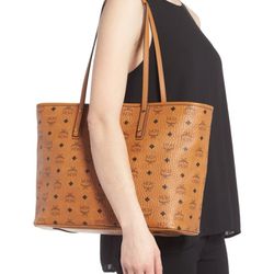 MCM Medium Anya Top Zipper Shopper Bag Purse