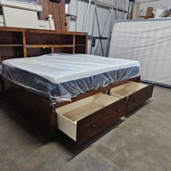 Full Captains Bed And Mattress 