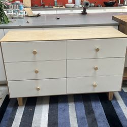 Oeuf Sparrow White Dresser