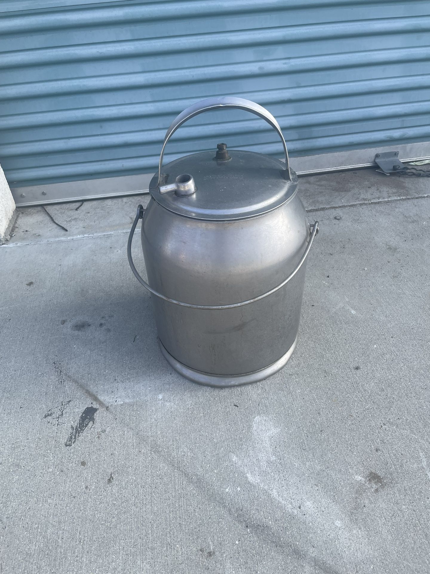VINTAGE MILK CONTAINER