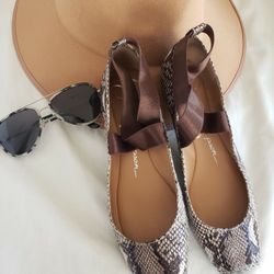 Jessica Simpson Mandalay Snake Flats. Size 8.5