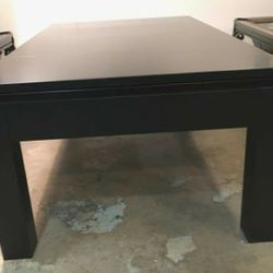 7' Oslo Pool Table / Dining Table Combo ( INCLUDED)