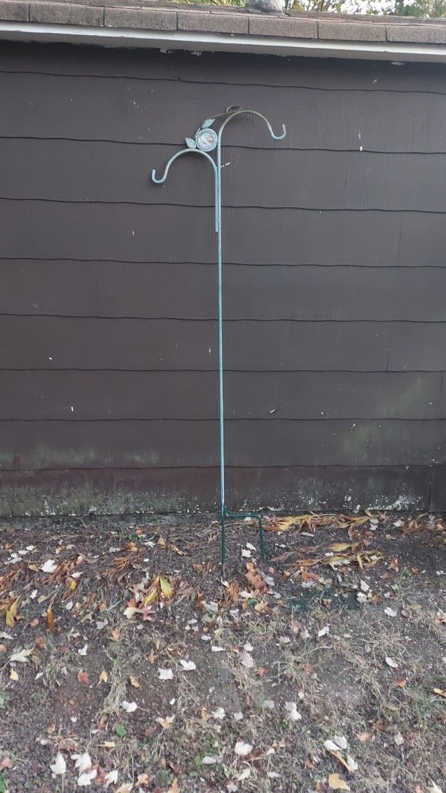 Garden Plant Hanger